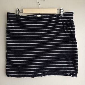 H&M Black and White Striped Mini Skirt